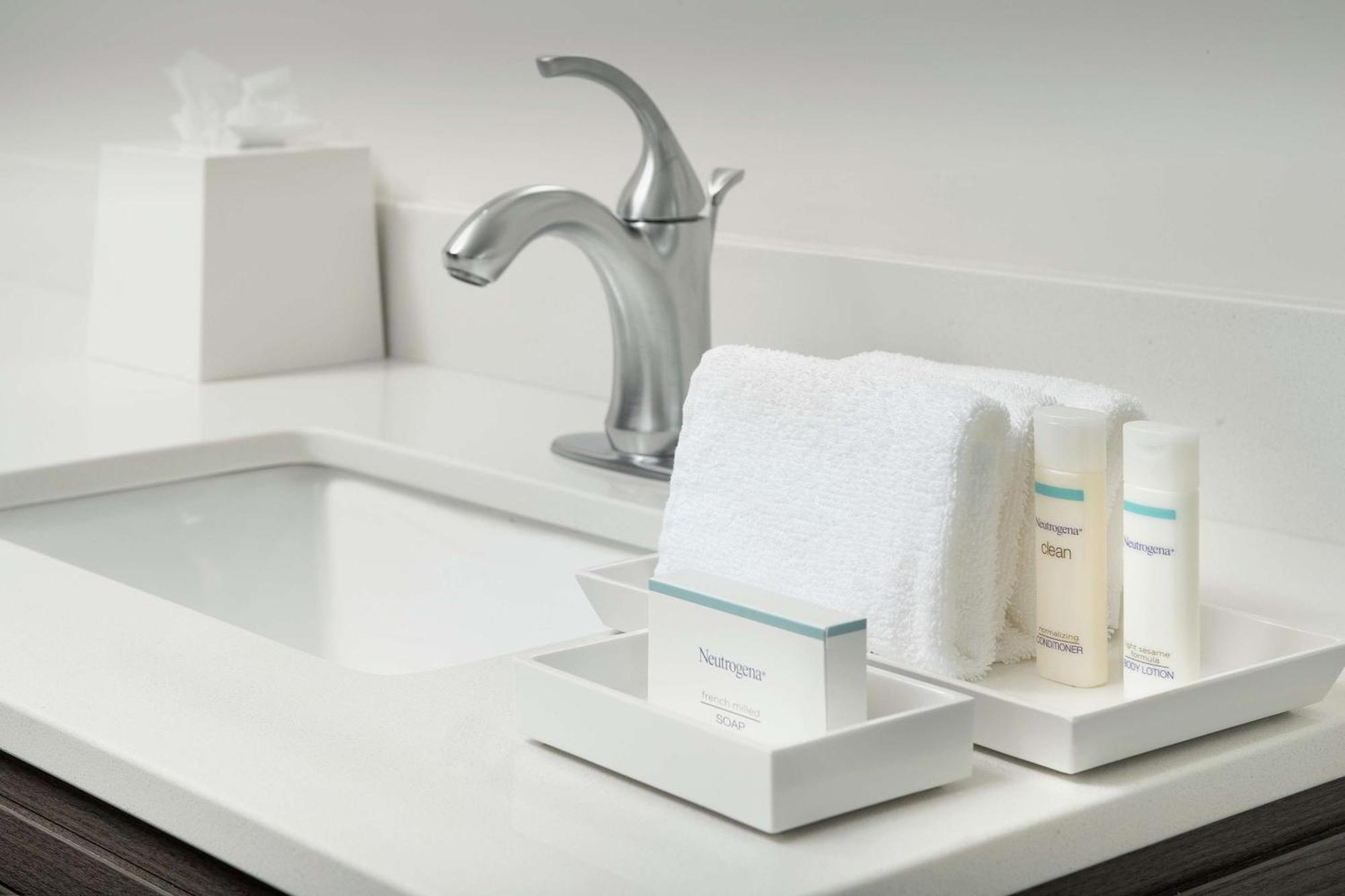 Home2 Suites By Hilton Atlanta Midtown Ngoại thất bức ảnh